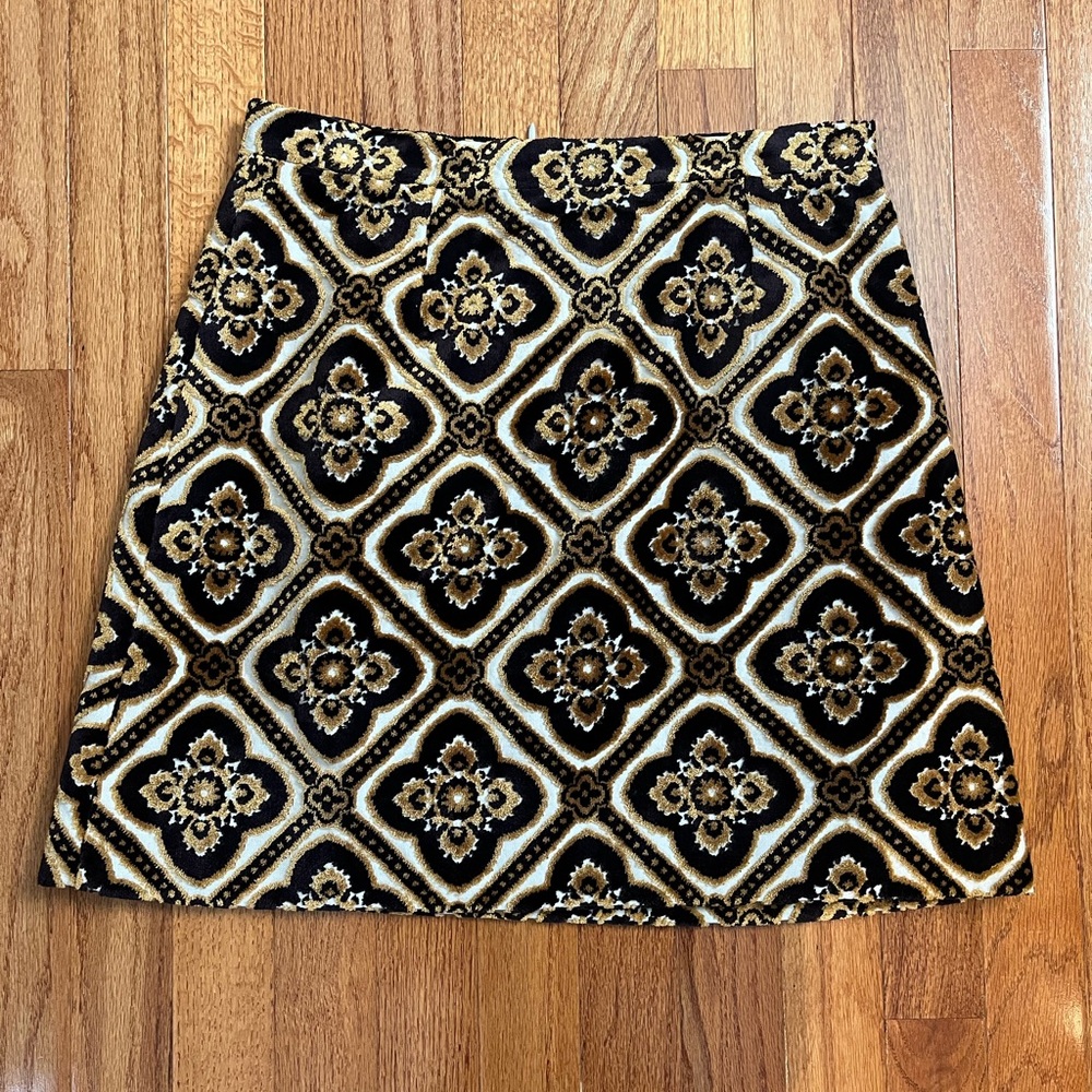 Etro Black and Gold Jacquard A-Line Skirt